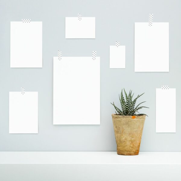 Poster An Die Wand Kleben Bild kleben – Aufhänger für Bilder zum Kleben – So funktioniert’s